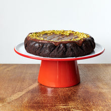 Chocolate Fudge Round Cake