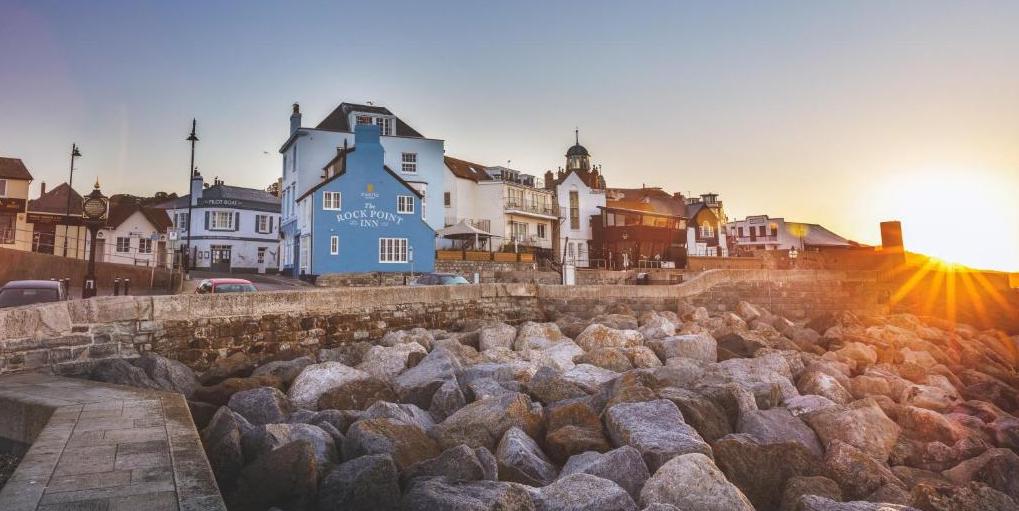 Find Exploding Bakery cakes at St Austell Pubs